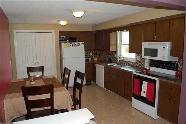 4023 Becker Road Woodburn, IN 46797 - Photo 4 of 13