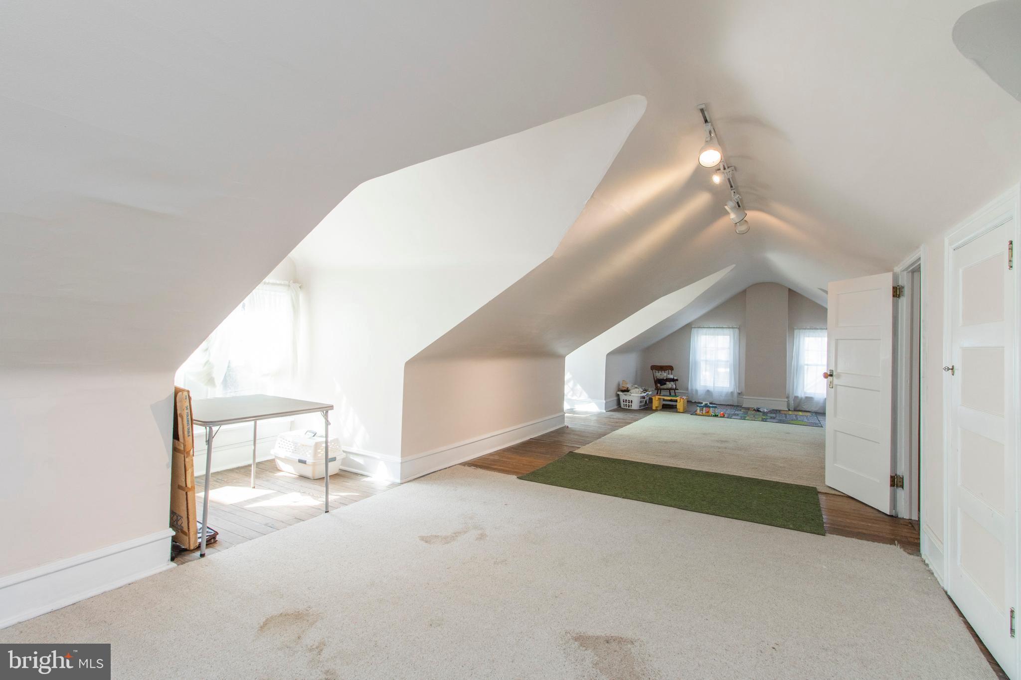 1517 Noble Road Jenkintown, PA 19046 - Photo 38 of 49 Gallery Image 38