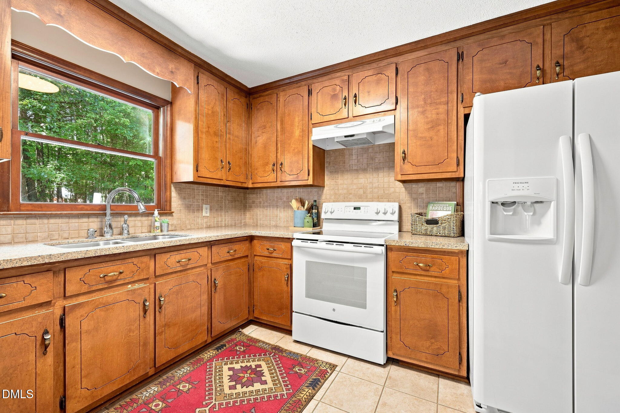 7825 Country Knoll Road Bahama, NC 27503 - Photo 15 of 45 Kitchen