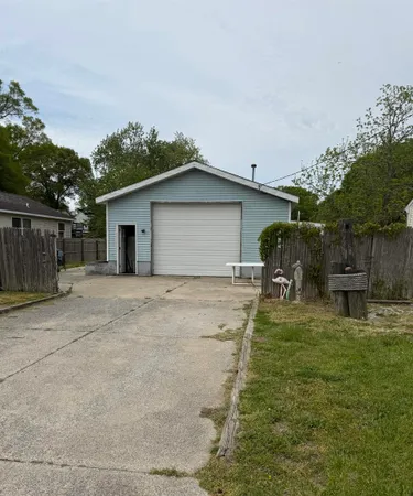 $179,900 | 31 East Atlantic Avenue, Cape May Court House, NJ 08210