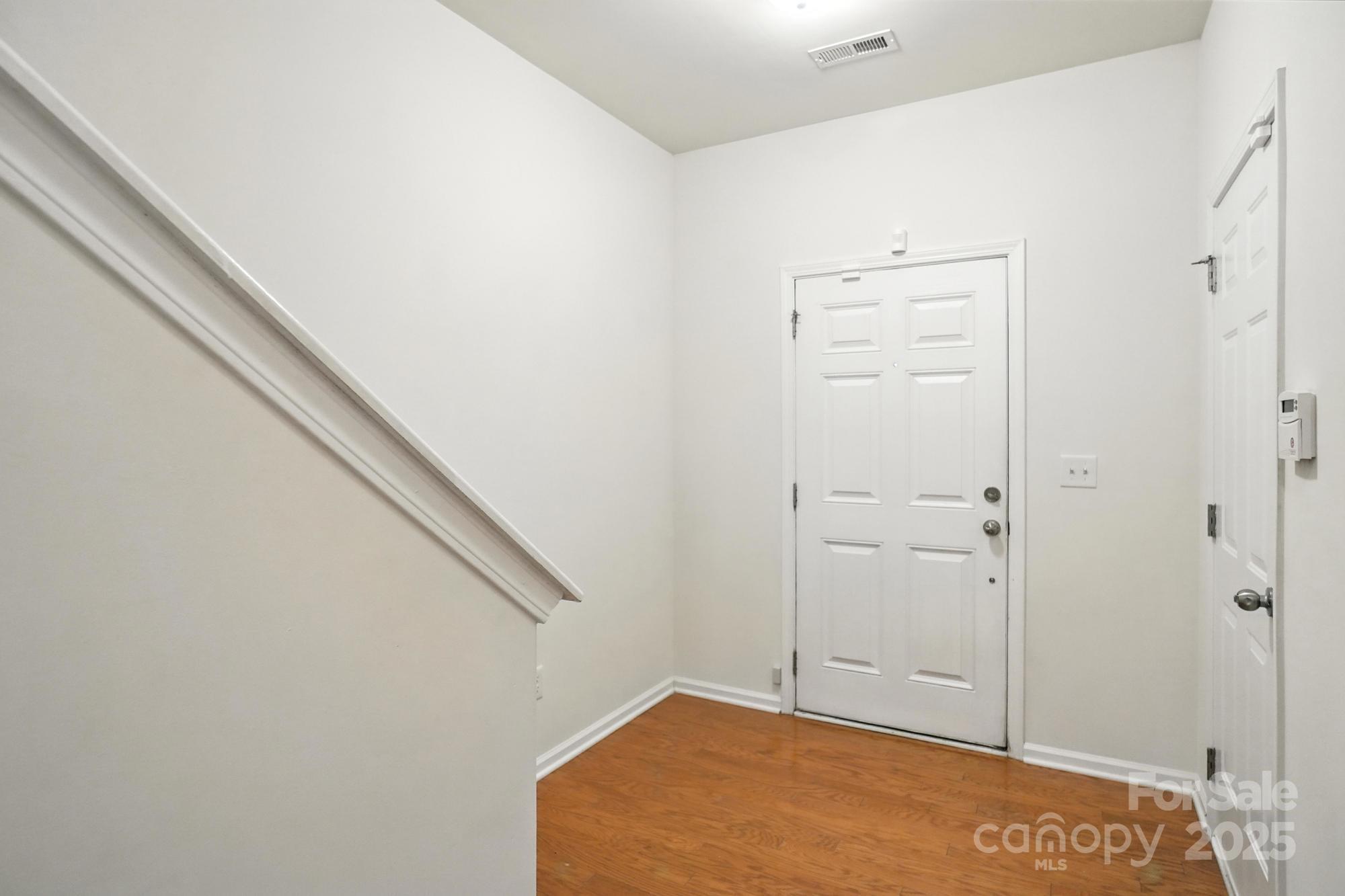 13116 Erwin Road Charlotte, NC 28273 - Photo 3 of 27 a view of an empty room