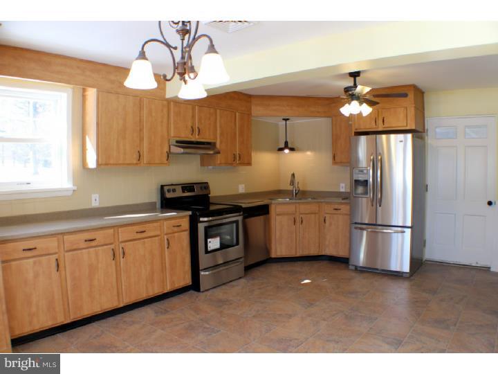 142 Union Road Coatesville, PA 19320 - Photo 4 of 17 Gallery Image 4
