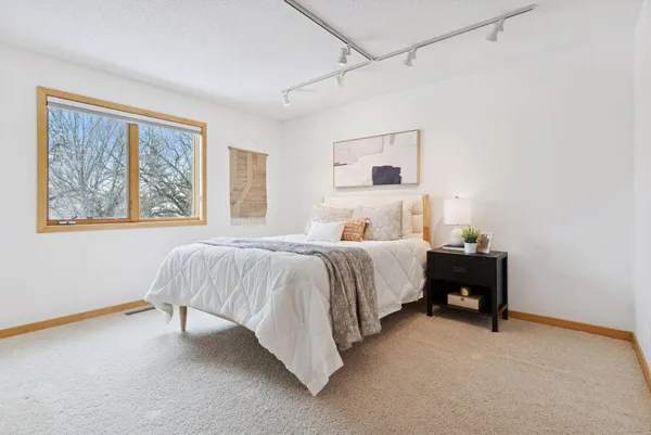 $550,000 | 4185 Yuma Lane North, Plymouth, MN 55446