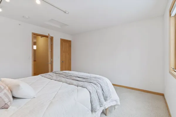 $550,000 | 4185 Yuma Lane North, Plymouth, MN 55446