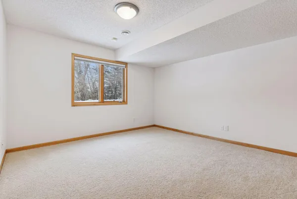 $550,000 | 4185 Yuma Lane North, Plymouth, MN 55446