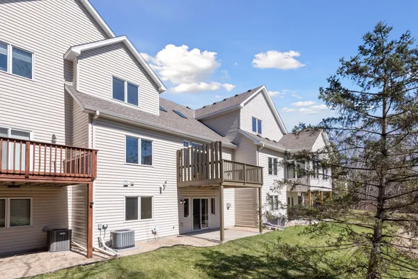 $550,000 | 4185 Yuma Lane North, Plymouth, MN 55446