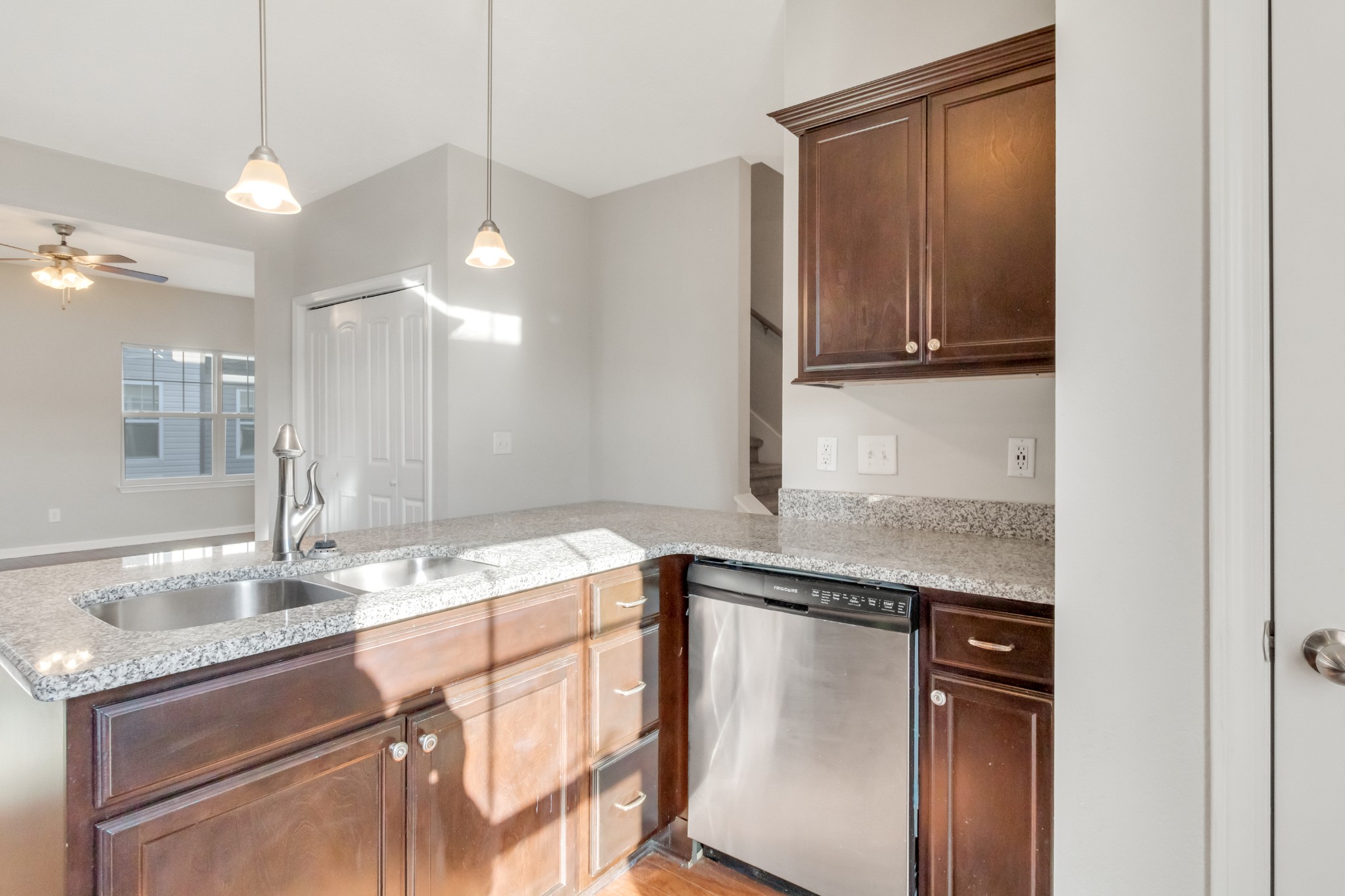 144 Ramsden Avenue La Vergne, TN 37086 - Photo 9 of 25