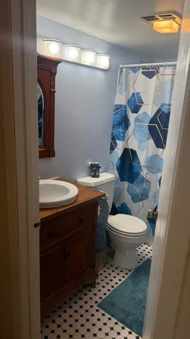 $1,400 | 650 Perrie Drive, Unit 101, Elk Grove Village, IL 60007