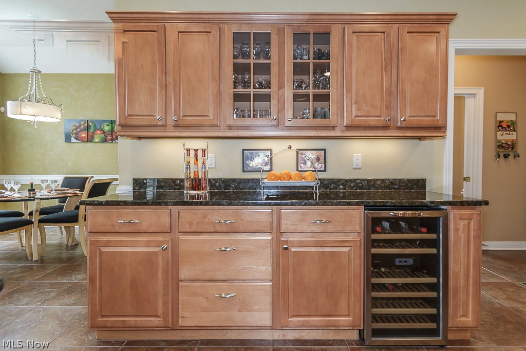 186 Burwick Road Cleveland, OH 44143 - Photo 19 of 35 Gallery Image 19
