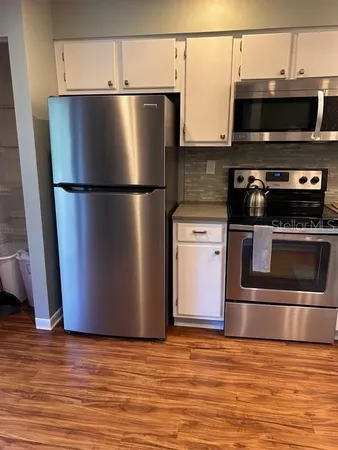 $2,000 | 1680 Brookhouse Circle, Unit BR209, Sarasota, FL 34231