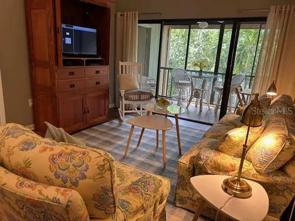 $2,000 | 1680 Brookhouse Circle, Unit BR209, Sarasota, FL 34231