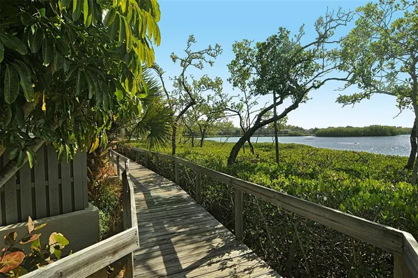 $2,000 | 1680 Brookhouse Circle, Unit BR209, Sarasota, FL 34231