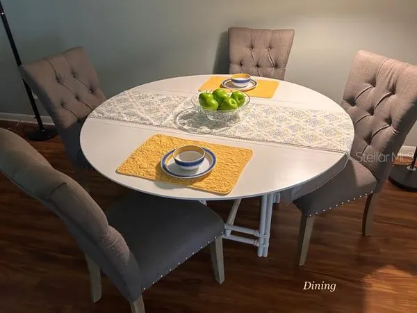 $2,000 | 1680 Brookhouse Circle, Unit BR209, Sarasota, FL 34231