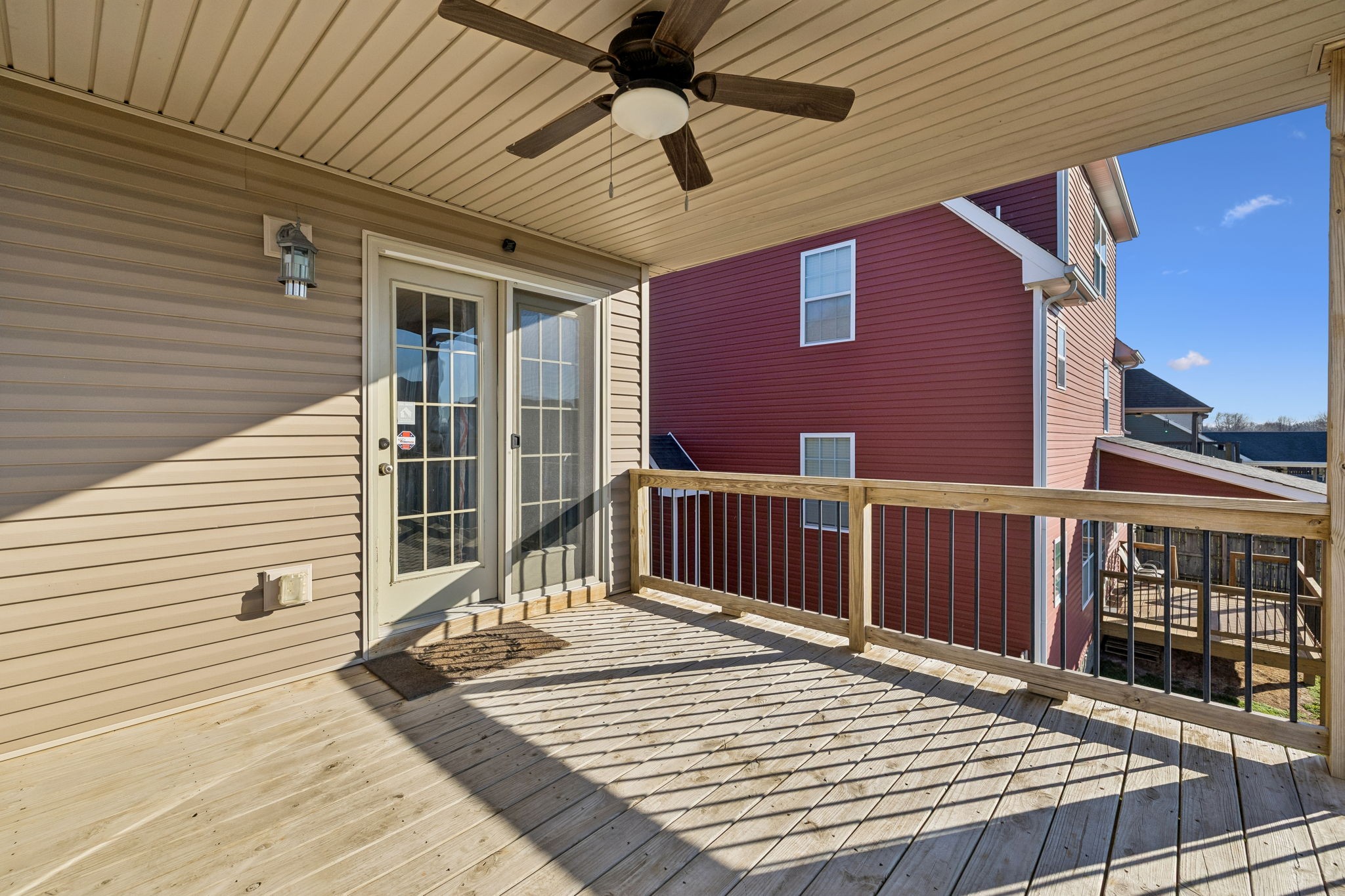 3760 Suiter Road Clarksville, TN 37040 - Photo 36 of 39 a balcony view with a balcony