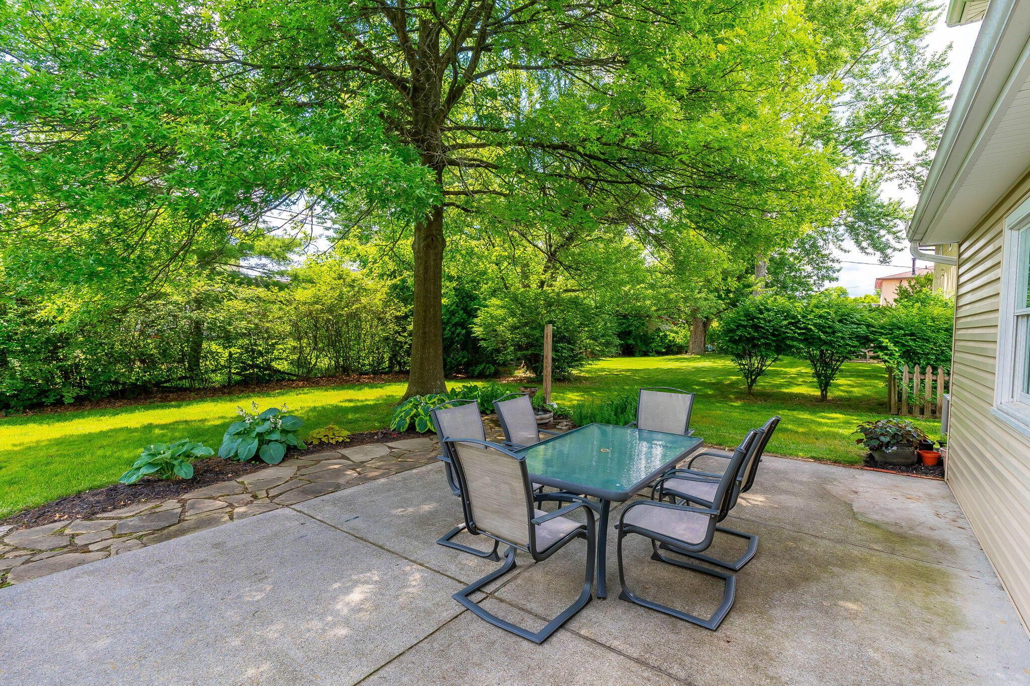 5478 Larkwood Road Columbus, OH 43229 - Photo 40 of 50 5478 Larkwood Rd (Exterior)-8