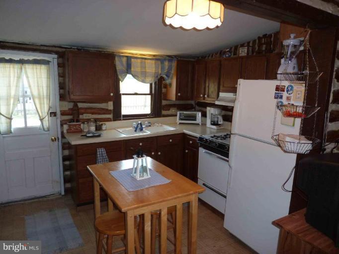42019 White Point Beach Road Leonardtown, MD 20650 - Photo 5 of 17 Kitchen