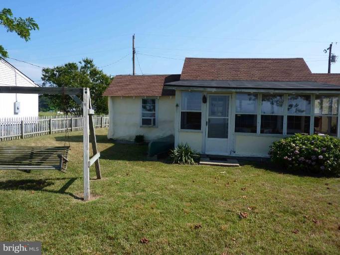 42019 White Point Beach Road Leonardtown, MD 20650 - Photo 6 of 17 Exterior (Rear)