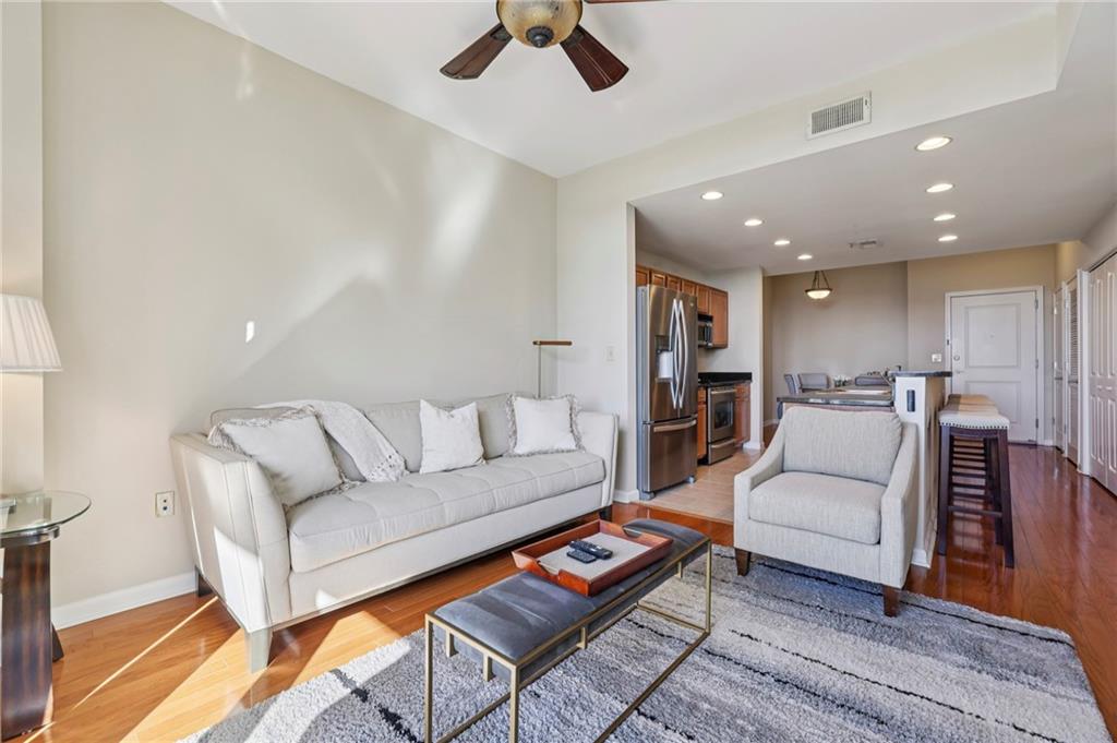 3040 Peachtree Road Northwest, Unit 606 Atlanta, GA 30305 - Photo 3 of 39