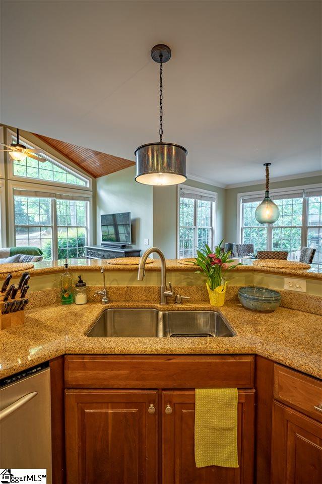 45 Sycamore Ridge Drive Simpsonville, SC 29681 - Photo 7 of 36 Gallery Image 7