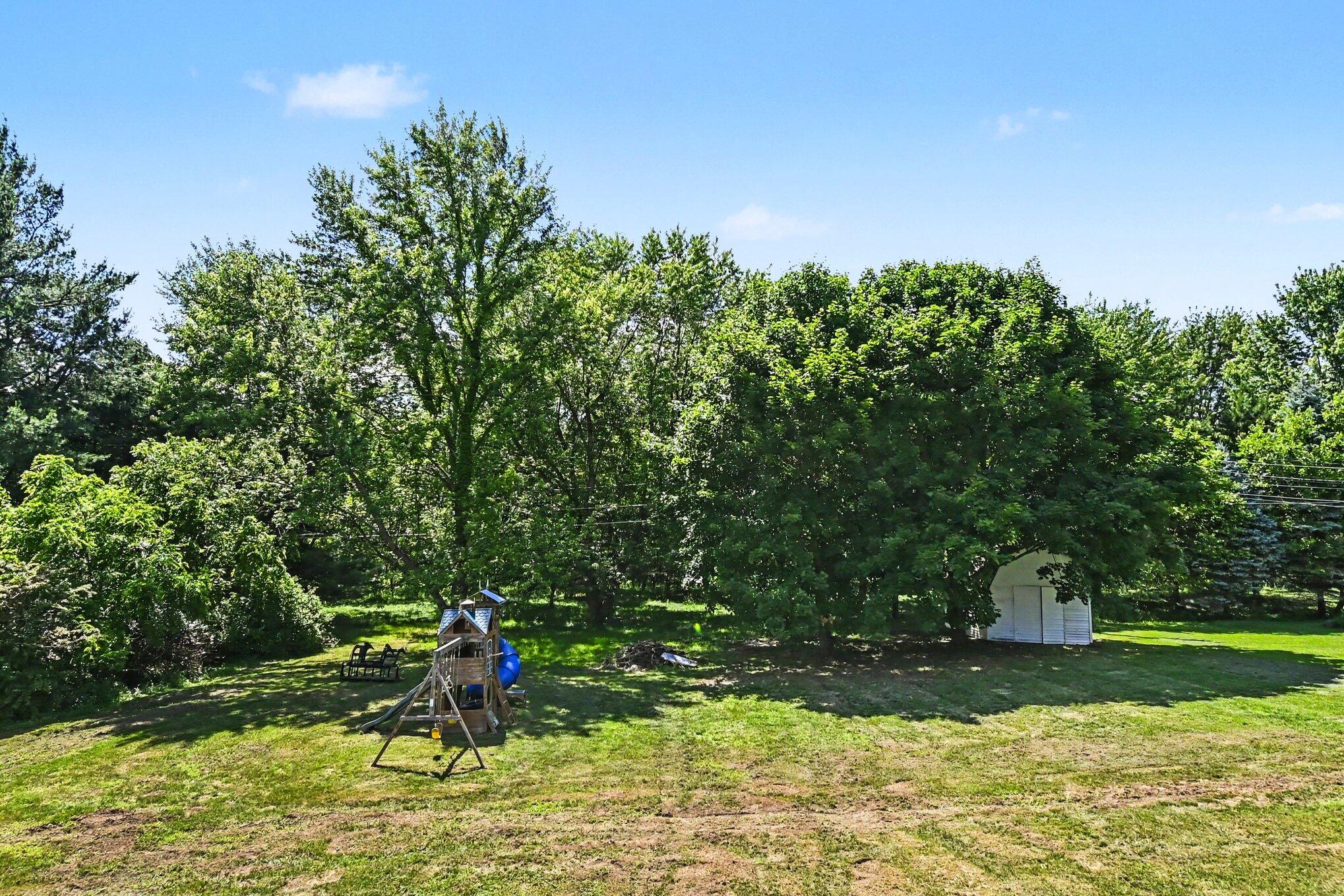 1077 Gidner Road Charlotte, MI 48813 - Photo 27 of 29 029_file_5220