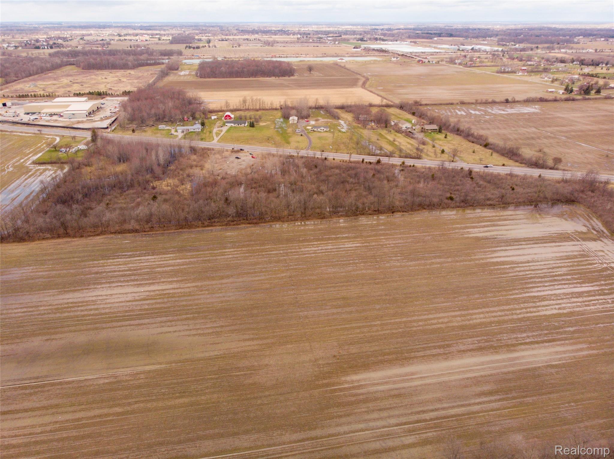 10570 Telegraph Road Carleton, MI 48117 - Photo 10 of 22 DJI_0897.jpg