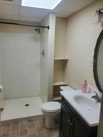 $249,900 | 23 Kenfield Circle, Bloomington, IL 61704