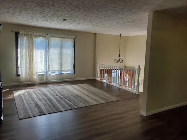 $249,900 | 23 Kenfield Circle, Bloomington, IL 61704