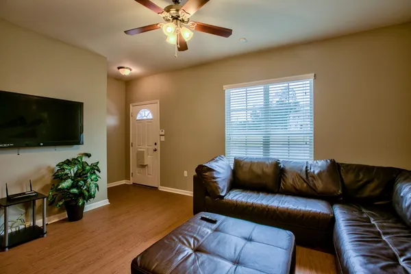 $1,200,000 | 1987 Bloomington Avenue, Unit 8 BUILDING, Tallahassee, FL 32304