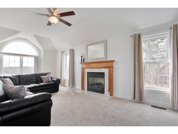 21 Bear Hill Road Pelham, NH 03076 - Photo 16 of 32