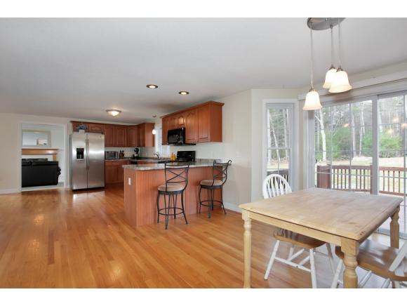 21 Bear Hill Road Pelham, NH 03076 - Photo 8 of 32