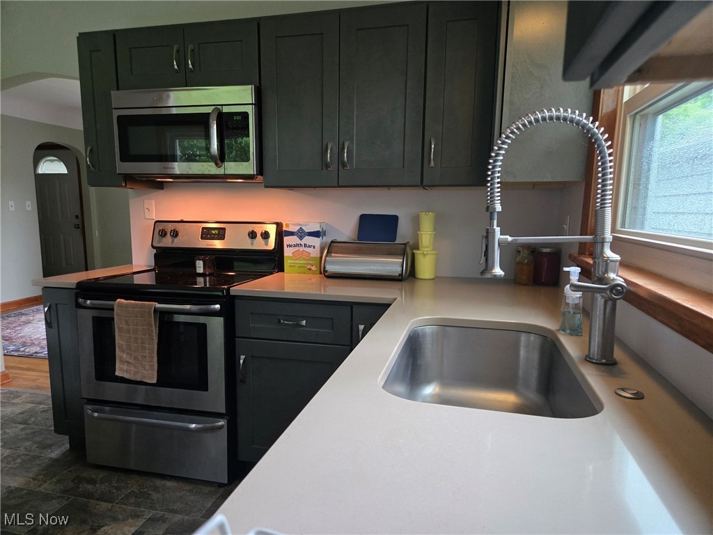 11225 Ridge Road North Royalton, OH 44133 - Photo 14 of 20