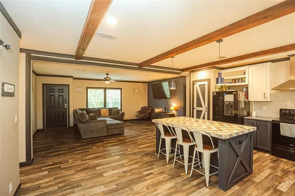 $364,000 | 2513 County Road 304, Comanche, TX 76442