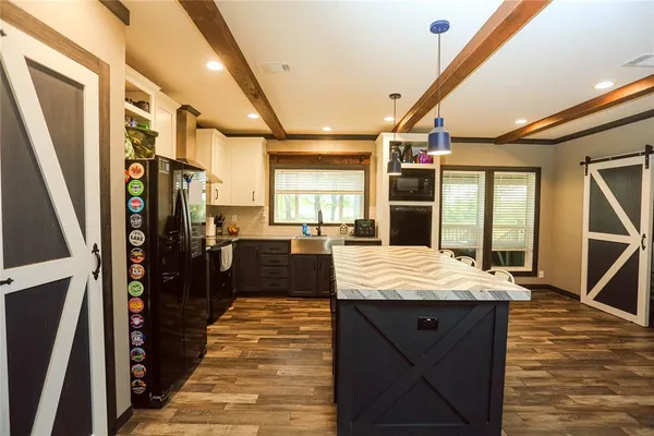 $364,000 | 2513 County Road 304, Comanche, TX 76442