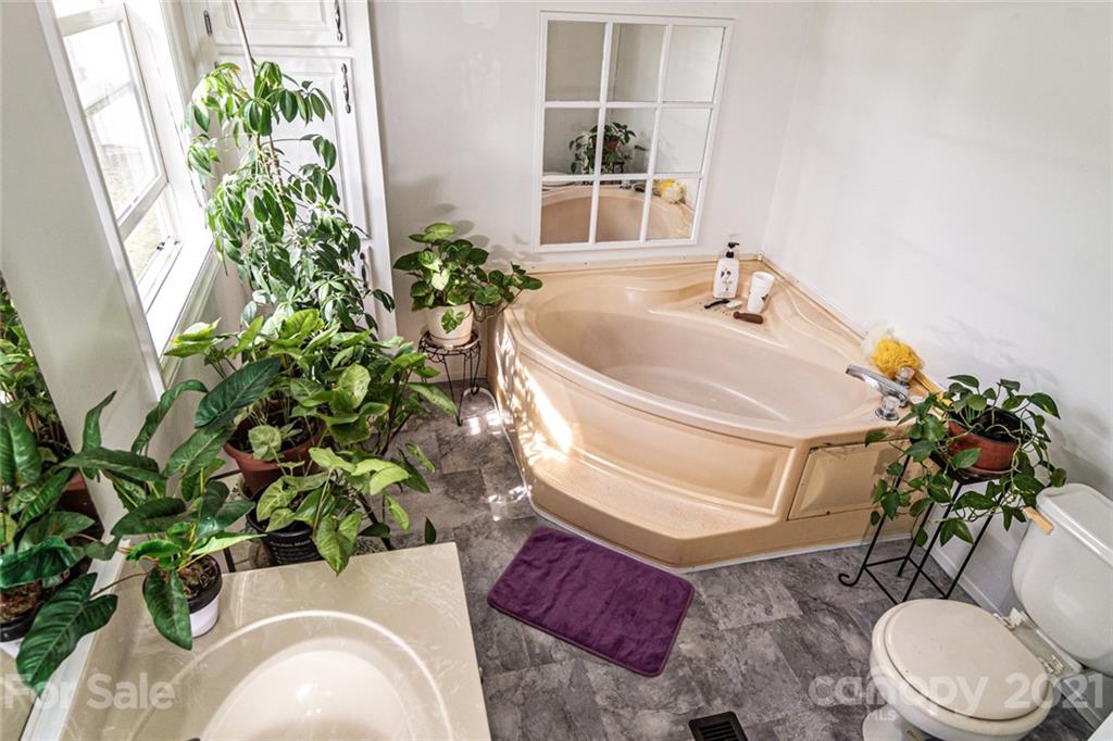 5325 Joyce Road Fort Lawn, SC 29714 - Photo 11 of 17 Gallery Image 11