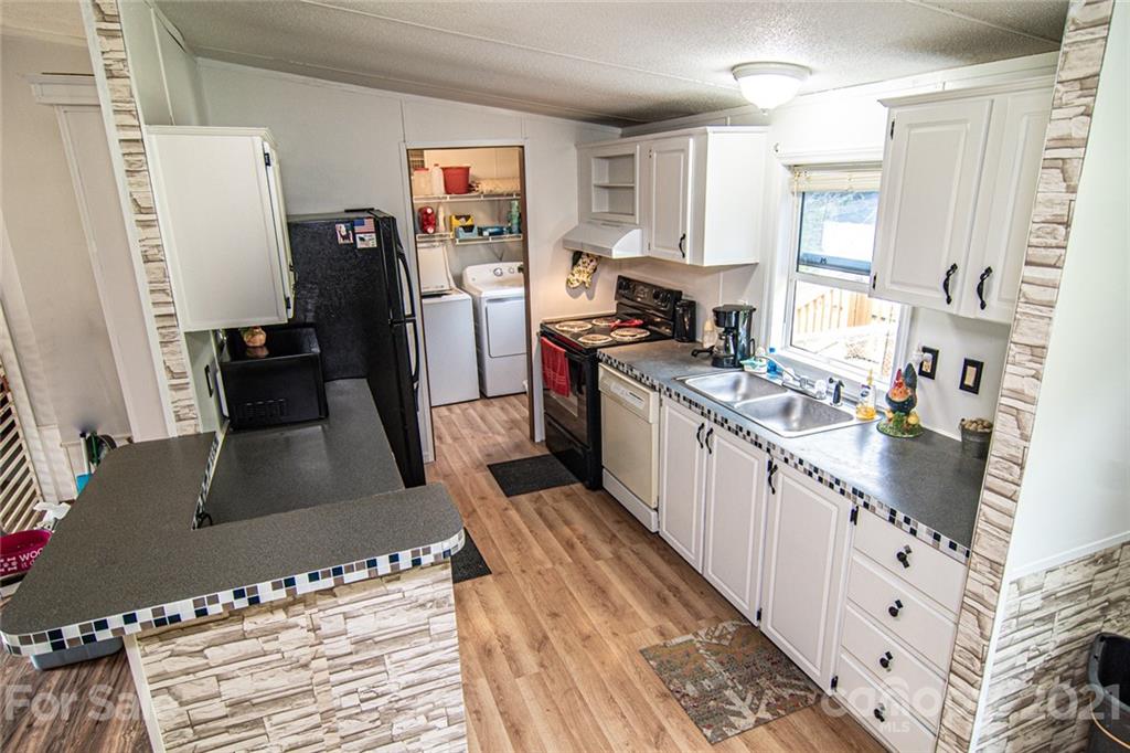 5325 Joyce Road Fort Lawn, SC 29714 - Photo 6 of 17 Gallery Image 6