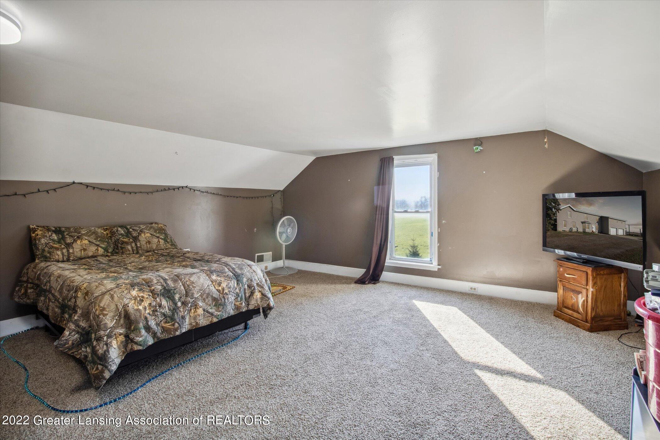 3227 Putnam Road Ovid, MI 48866 - Photo 46 of 64 46-Putnam-Rd-Laingsburg-MI-48848-WindowS