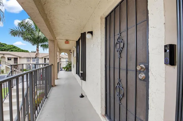 $210,000 | 9430 Boca Cove Circle, Unit 214, Boca Raton, FL 33428