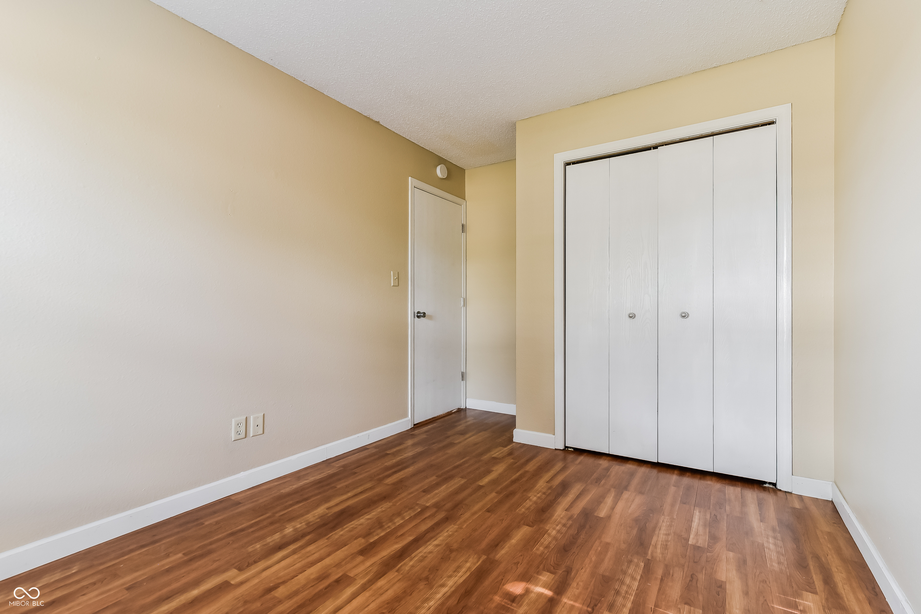 5378 Milhouse Road Indianapolis, IN 46221 - Photo 10 of 16