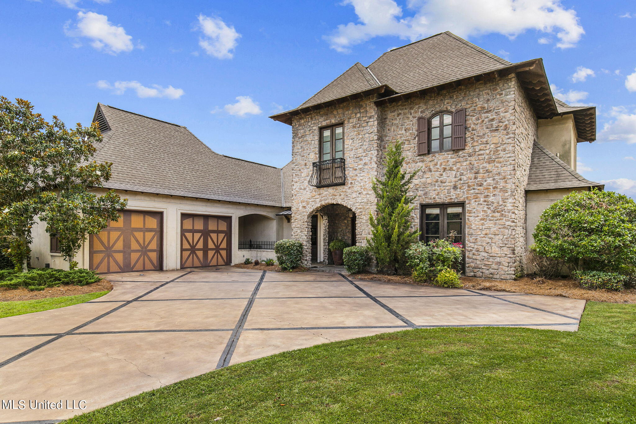504 Jasper Circle Flowood, MS 39232 - Photo 1 of 98 3-web-or-mls-504 Jasper-3