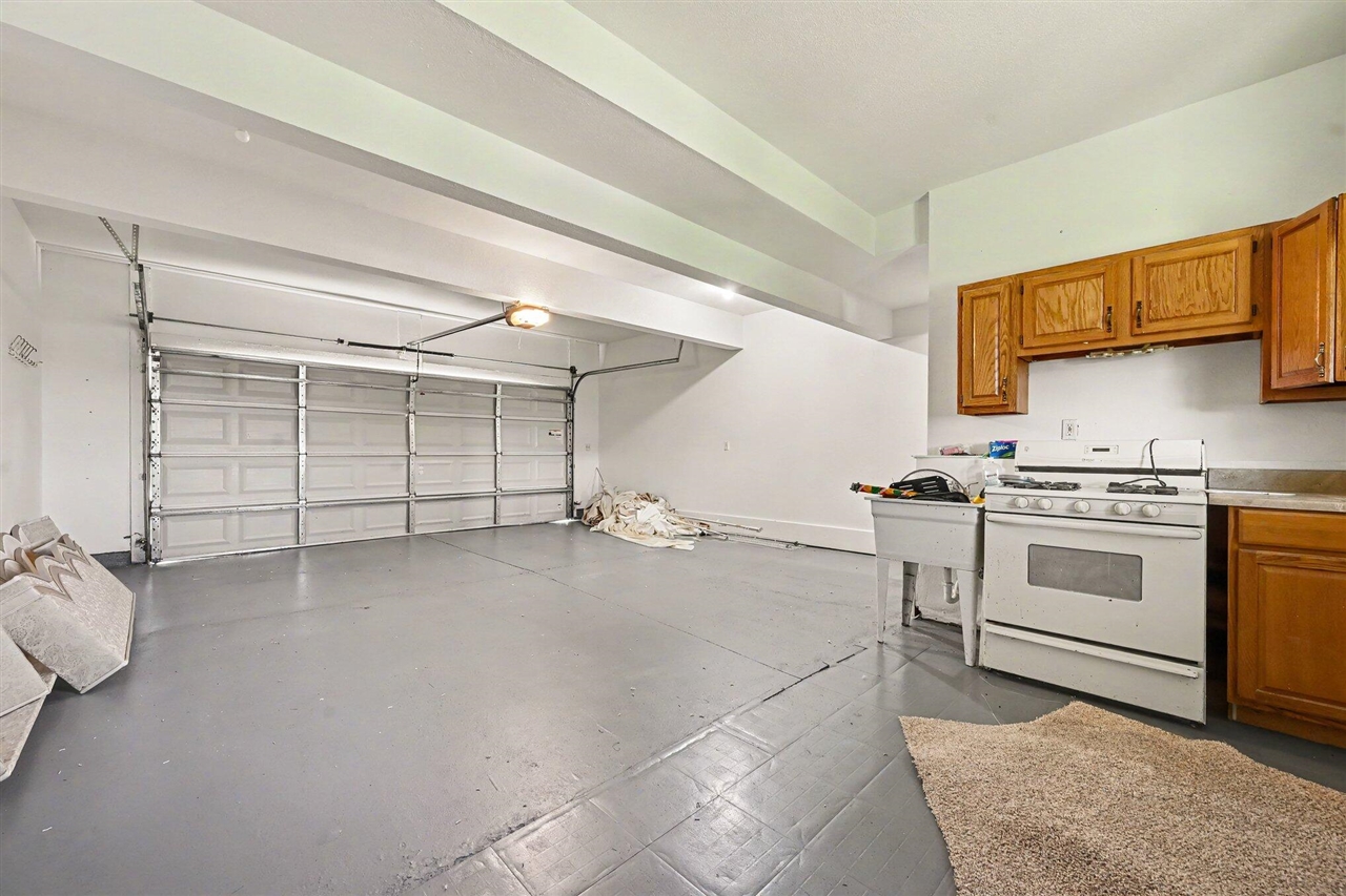 14 Blue Stone Ridge Battle Creek, MI 49014 - Photo 20 of 33