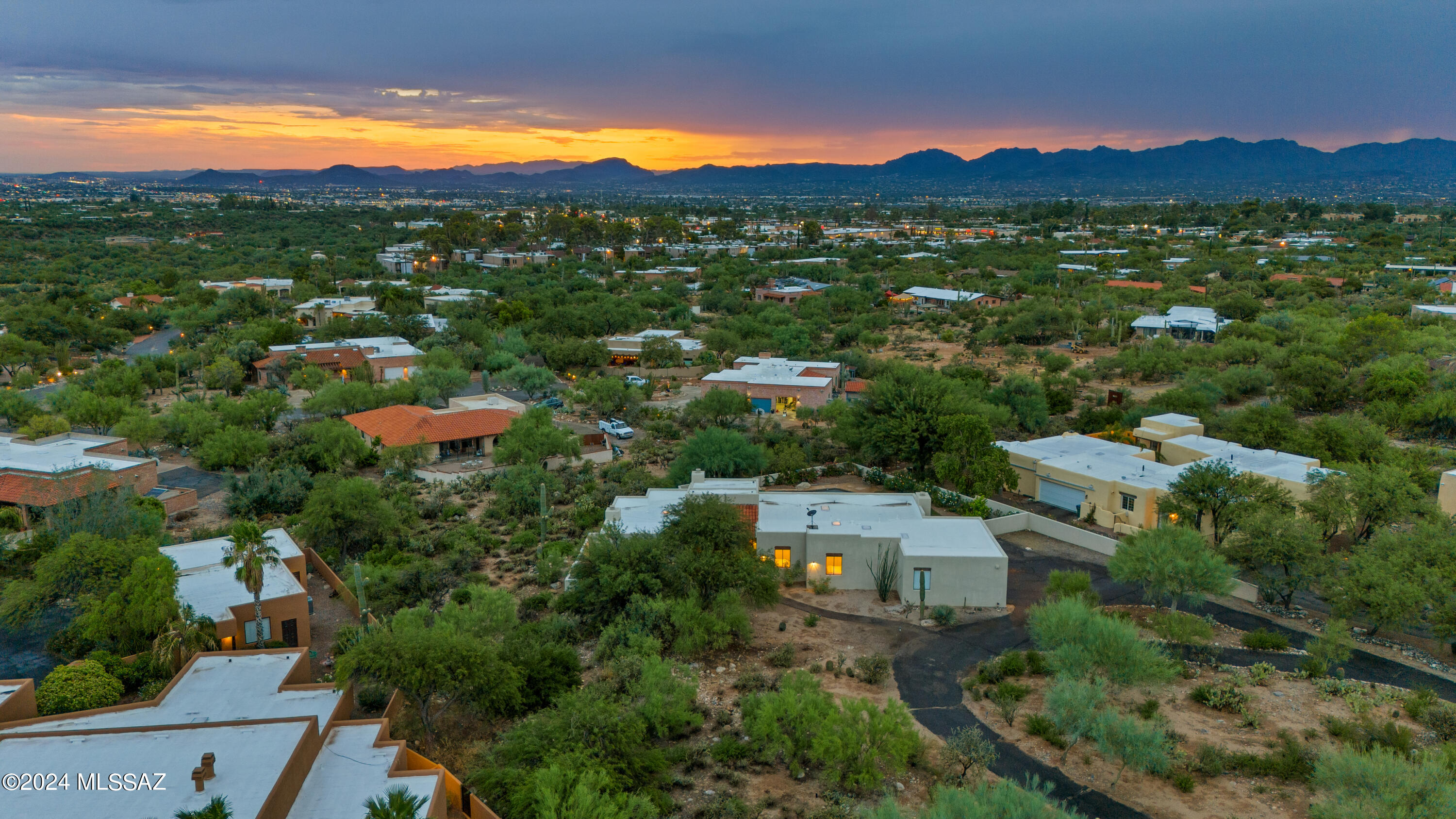 70 East Florence Road Tucson, AZ 85704 - Photo 3 of 41 Gallery Image 3