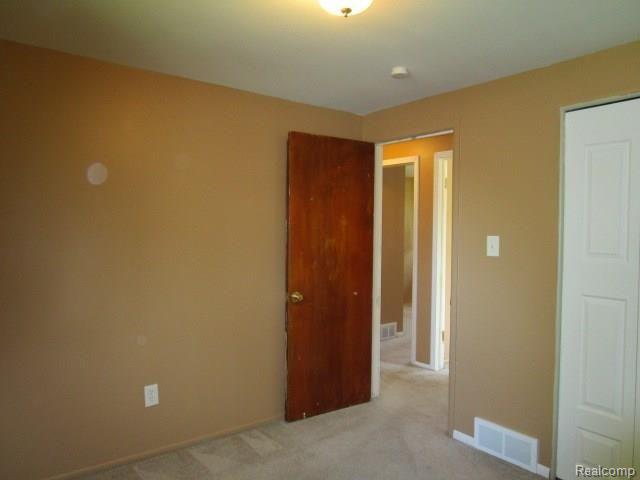 26150 Carlysle Street Inkster, MI 48141 - Photo 30 of 37
