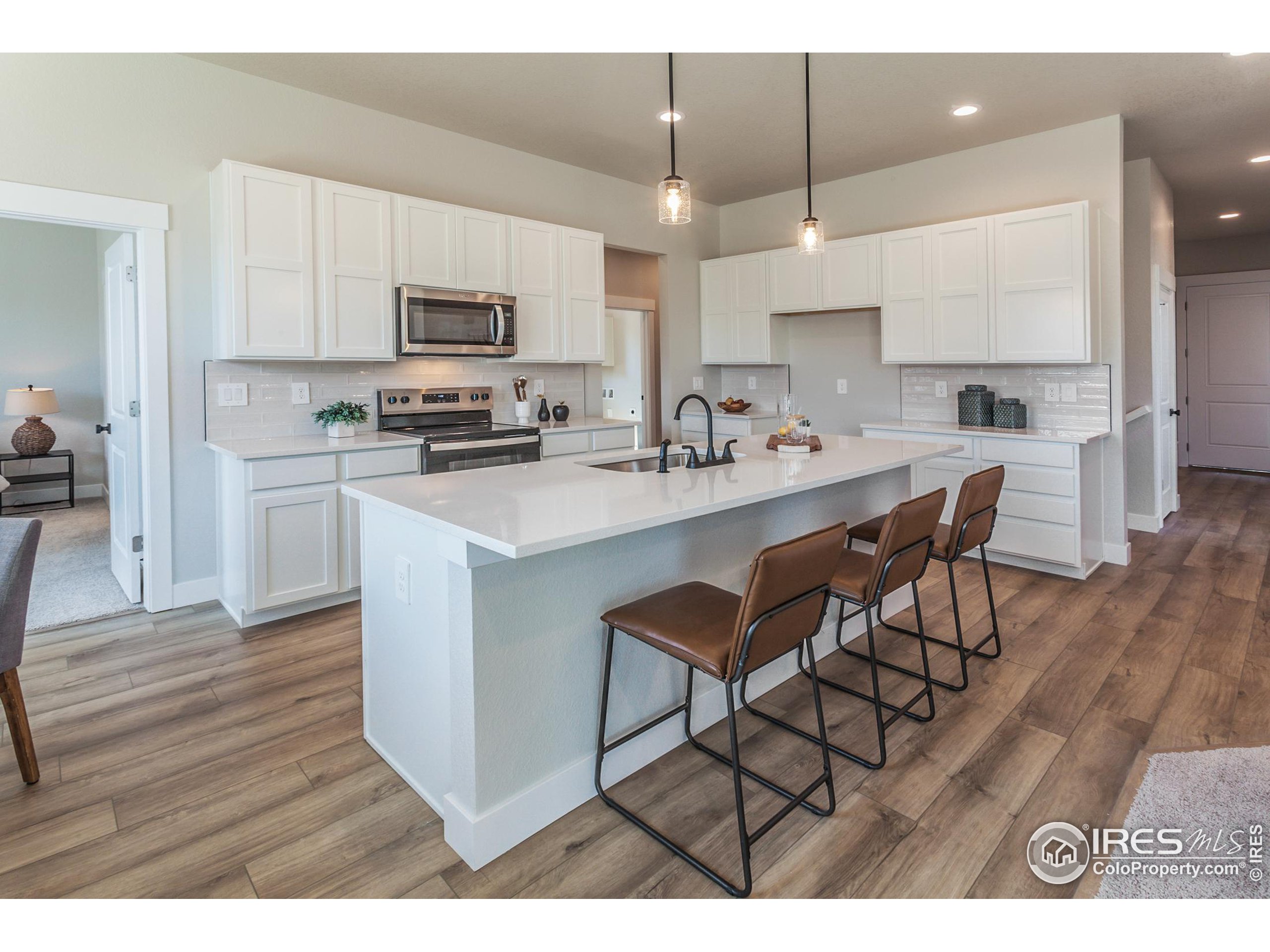 1210 105th Avenue Greeley, CO 80634 - Photo 5 of 34