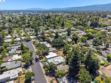 $1,995,000 | 4250 Ruthelma Avenue, Palo Alto, CA 94306