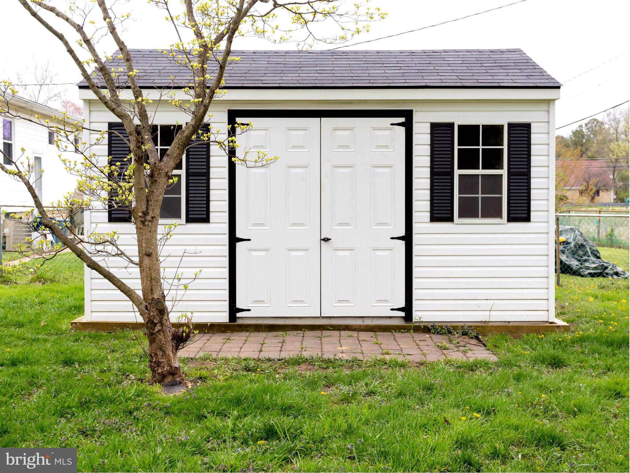 9007 Meadow Heights Road Randallstown, MD 21133 - Photo 22 of 28 Large Storage Shed