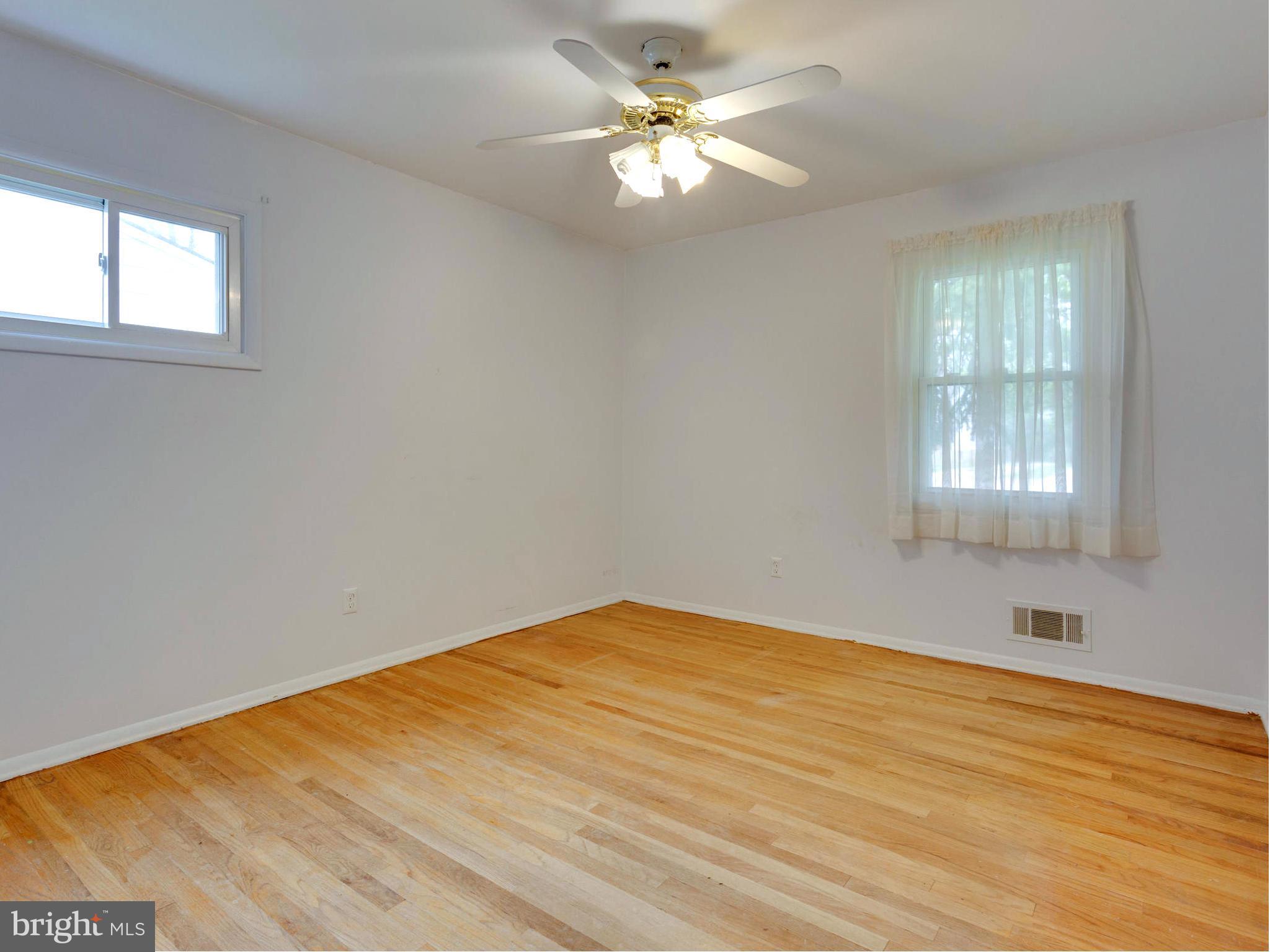 9007 Meadow Heights Road Randallstown, MD 21133 - Photo 9 of 28 Bedroom # 2 12x11 with Fan/Light