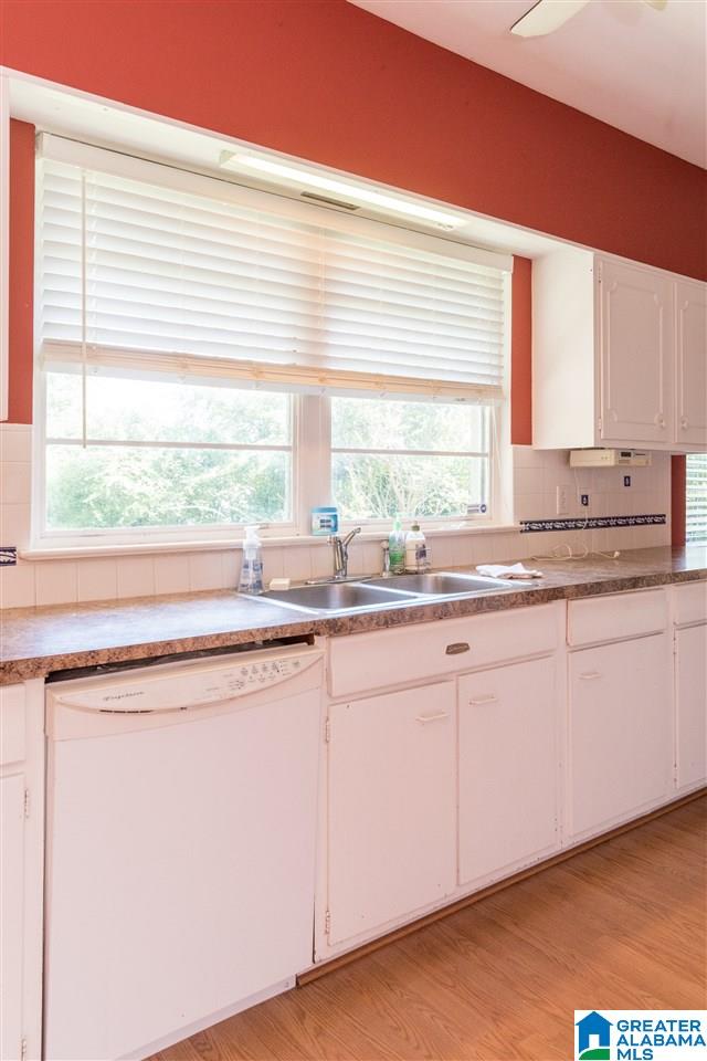 2425 Shades Crest Road Birmingham, AL 35216 - Photo 14 of 25