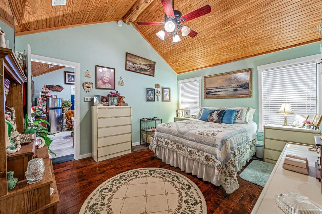 475 Magic Valley Bluff Dale, TX 76433 - Photo 33 of 40