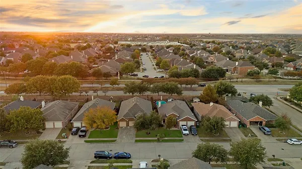 $2,400 | 549 Hickory Lane, Fate, TX 75087