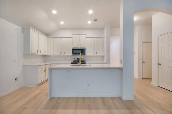 $2,400 | 549 Hickory Lane, Fate, TX 75087